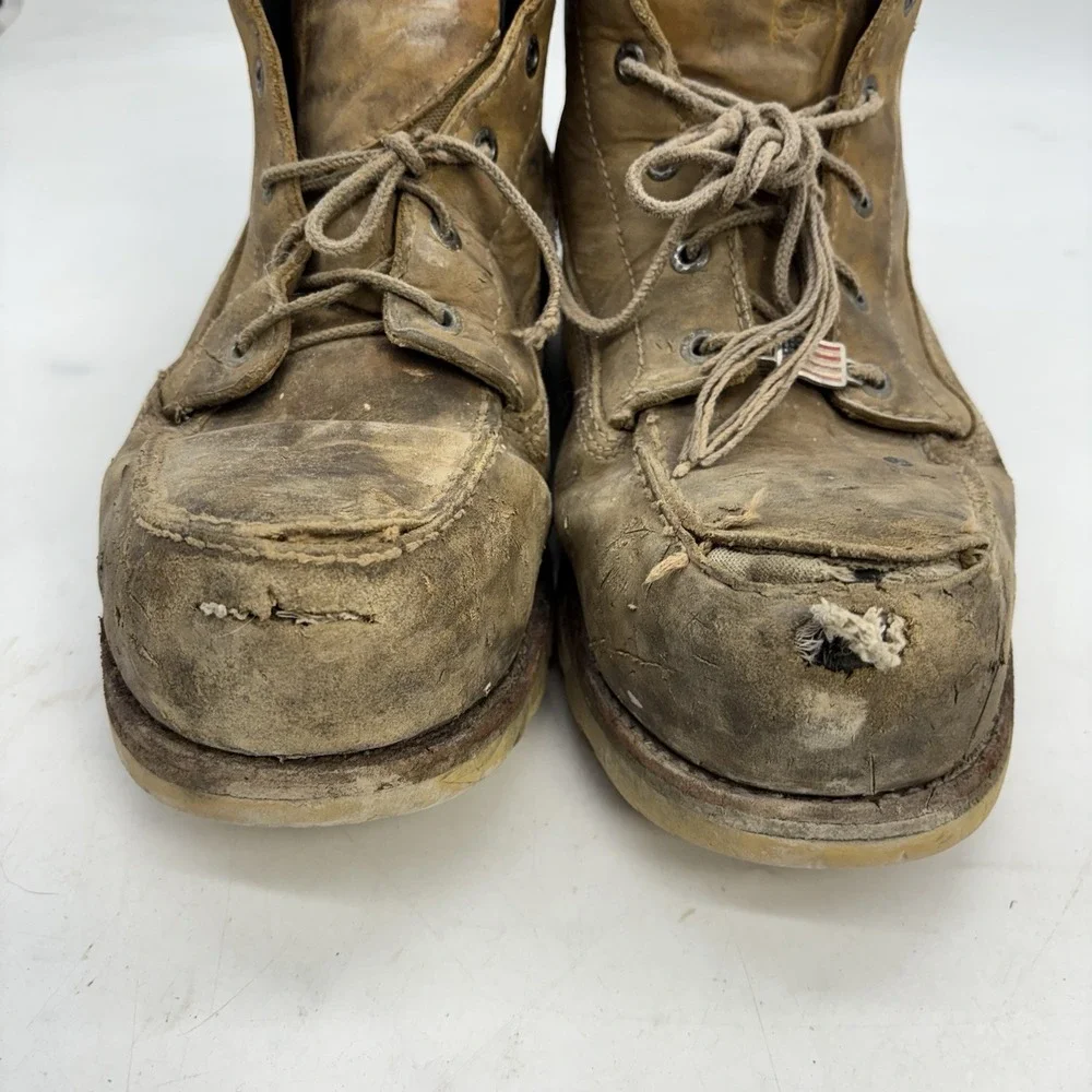 Red Wing Shoes shop confidence